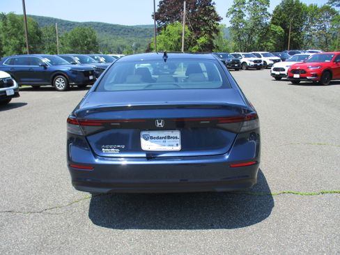 Certified 2023 Honda Accord EX image 6