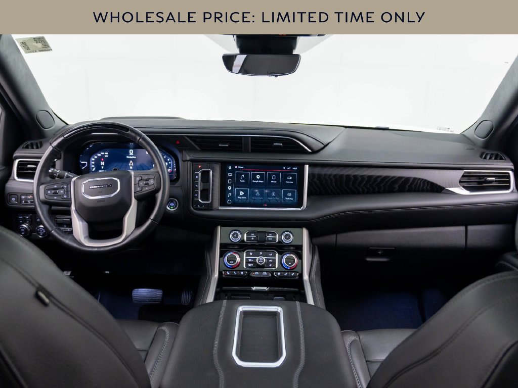Used 2024 GMC Yukon Denali w/ Denali Reserve Package AWD/4WD image 9