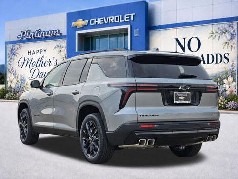 New 2026 Chevrolet Traverse LT FWD image 4