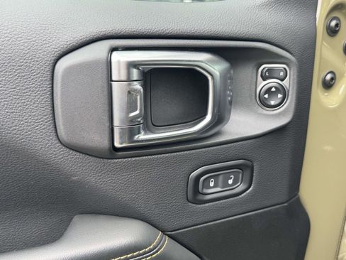 New 2025 Jeep Wrangler Unlimited Rubicon 392 image 29