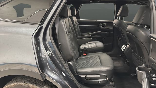 Used 2024 Kia Sorento SX Prestige AWD/4WD image 24