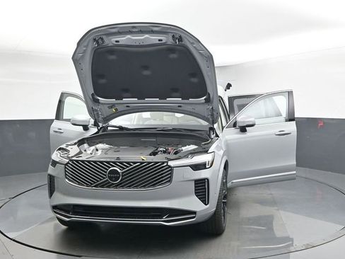 New 2026 Volvo XC90 B6 Ultra w/ Protection Package image 46