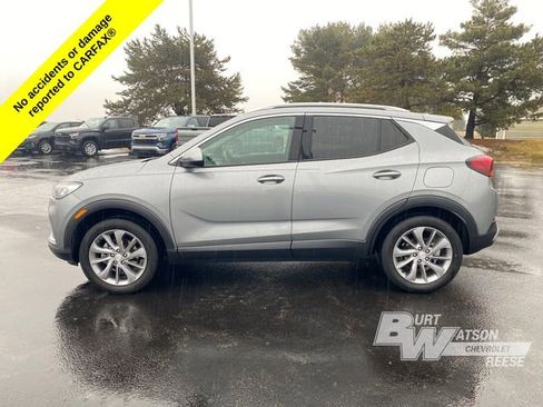 Used 2023 Buick Encore GX Essence w/ Experience Buick Package image 3