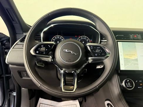 New 2026 Jaguar F-PACE R-Dynamic S AWD/4WD image 23
