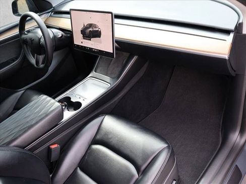 Used 2023 Tesla Model Y Long Range AWD/4WD image 26