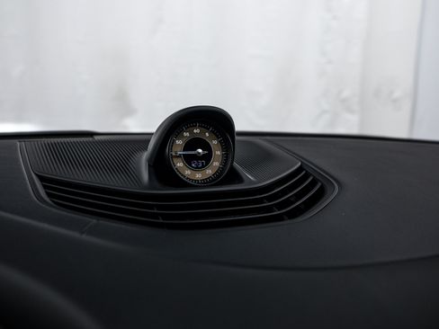 Certified 2022 Porsche Taycan GTS AWD/4WD image 23