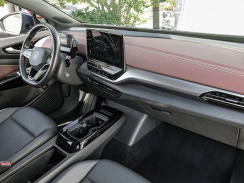 Used 2021 Volkswagen ID.4 Pro S image 17