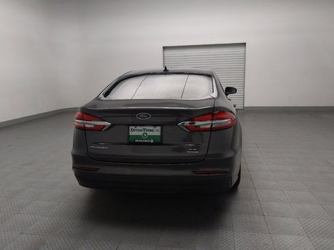 Used 2020 Ford Fusion SE image 7