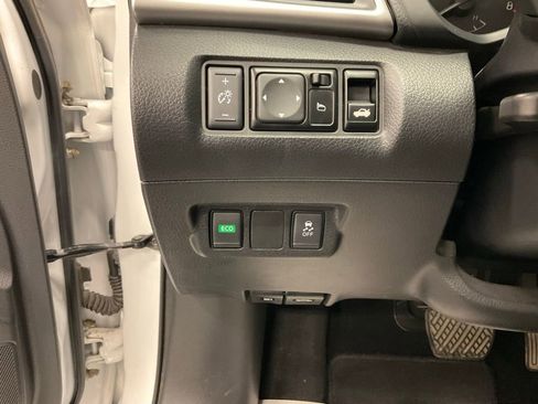 Used 2019 Nissan Sentra SV image 14