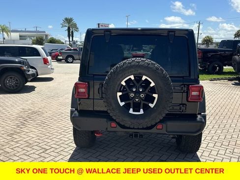 Used 2026 Jeep Wrangler Unlimited Rubicon AWD/4WD image 7