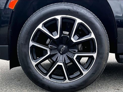 Used 2021 Chevrolet Tahoe RST w/ Luxury Package image 7