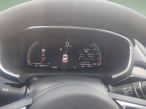 Used 2025 Acura MDX SH-AWD image 10