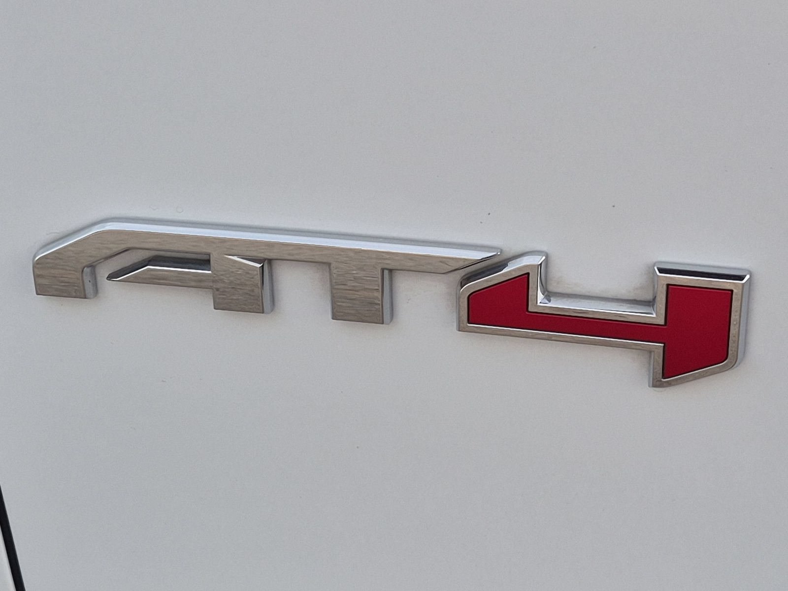 Used 2023 GMC Yukon AT4 w/ LPO, Floor Liner Package AWD/4WD image 35