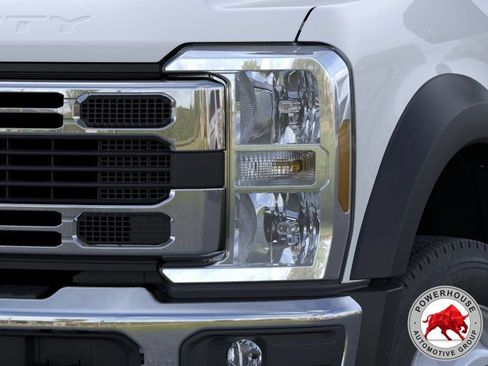 New 2026 Ford F450 XL w/ XL Chrome Package RWD image 19