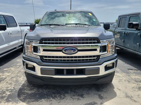 Used 2018 Ford F150 XLT w/ Equipment Group 302A Luxury RWD image 2