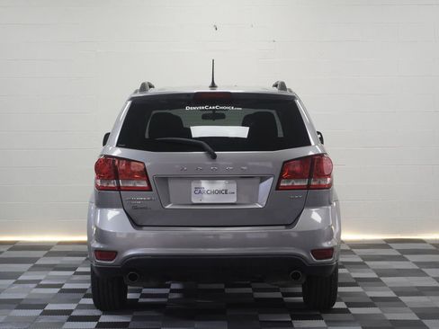 Used 2017 Dodge Journey SXT w/ Comfort/Convenience Group image 4