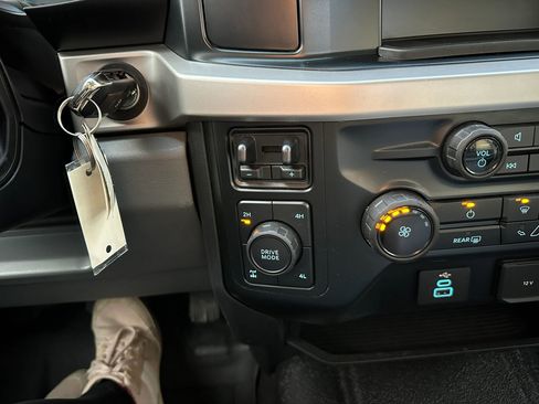 Used 2023 Ford F350 XL w/ Snow Plow Prep Package image 22