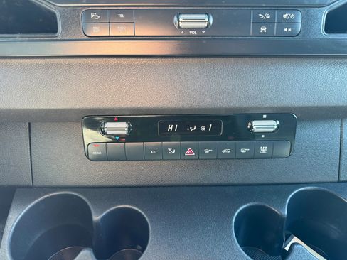 Used 2019 Mercedes-Benz Sprinter 2500 w/ Acoustic Package image 22
