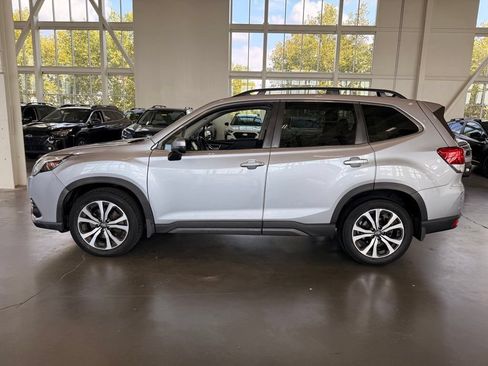 Certified 2022 Subaru Forester Limited AWD/4WD image 6