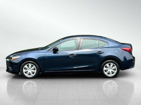 Used 2017 MAZDA MAZDA3 Sport FWD image 7