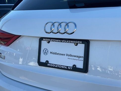 Used 2024 Audi Q3 2.0T Premium image 33