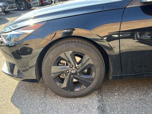 Certified 2023 Hyundai Elantra SEL w/ Cargo Package image 10