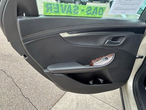 Used 2015 Chevrolet Impala LTZ FWD image 13