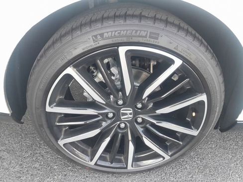 Used 2026 Honda Accord Touring image 21