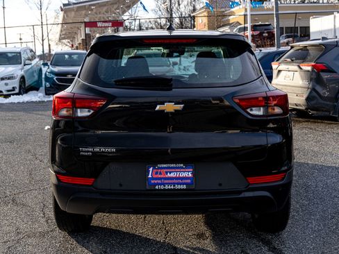 Used 2021 Chevrolet TrailBlazer LS image 5