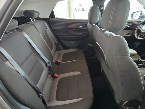 Used 2025 Chevrolet TrailBlazer LT AWD/4WD image 39