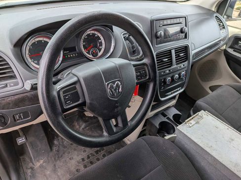 Used 2013 RAM C/V Tradesman FWD image 12
