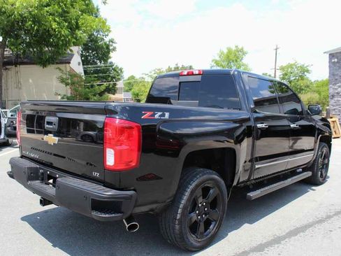 Used 2018 Chevrolet Silverado 1500 LTZ Z71 w/ LTZ Plus Package AWD/4WD image 5