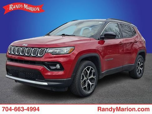 Used 2025 Jeep Compass Limited image 1