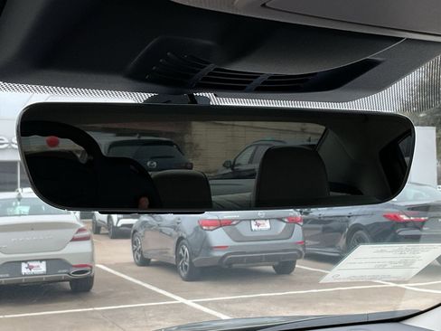 New 2026 Nissan Sentra SL w/ Floor Mat Package FWD image 27