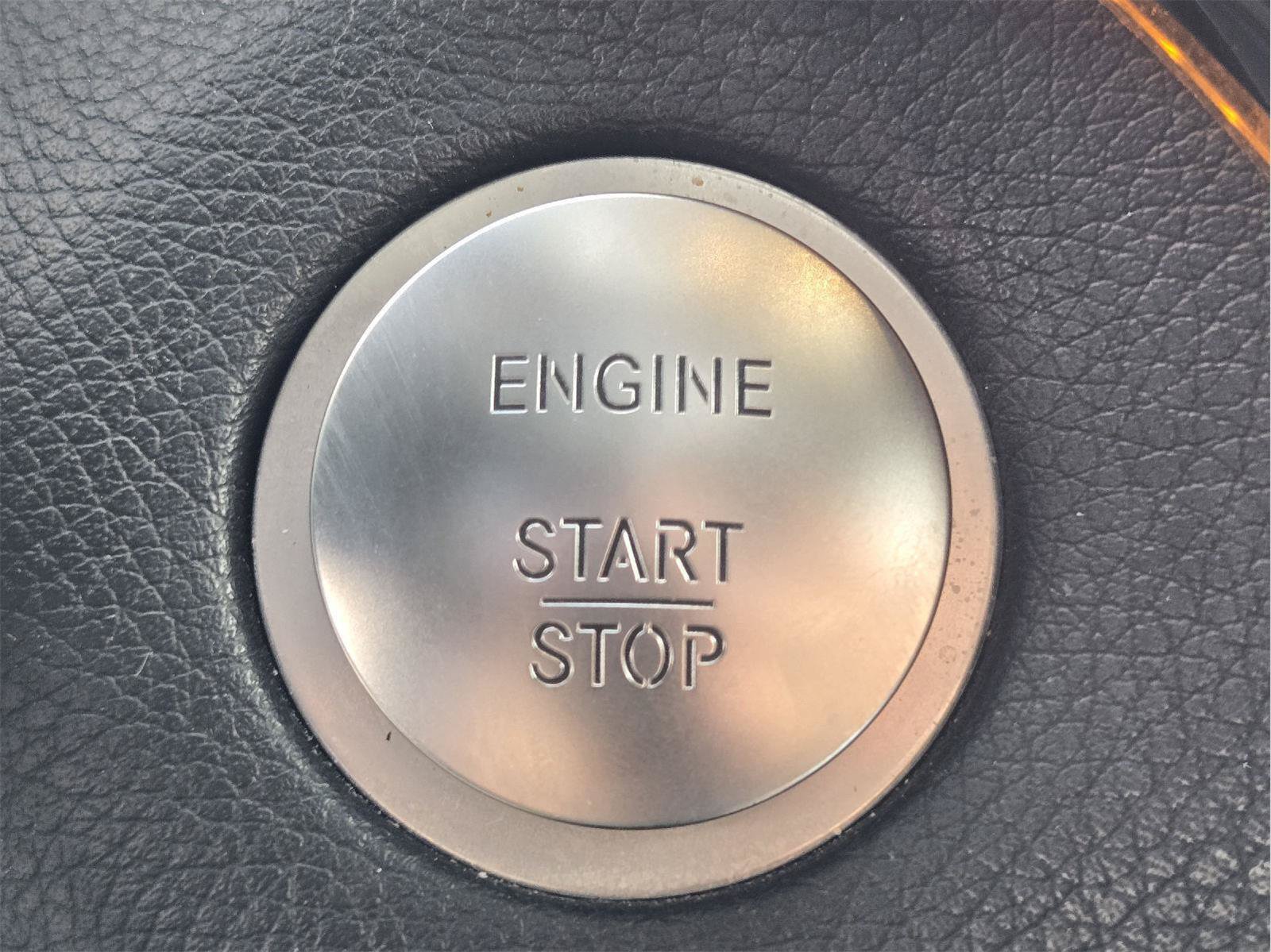 Used 2015 Mercedes-Benz GL 450 4MATIC image 27