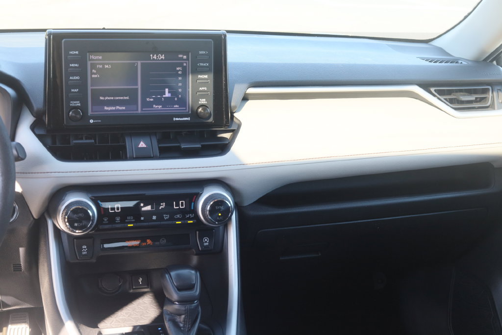 Certified 2021 Toyota RAV4 XLE w/ Convenience Package AWD/4WD image 15