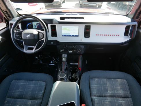 Used 2023 Ford Bronco Heritage Edition AWD/4WD image 10