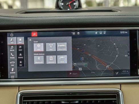 Used 2018 Porsche Panamera 4 image 20