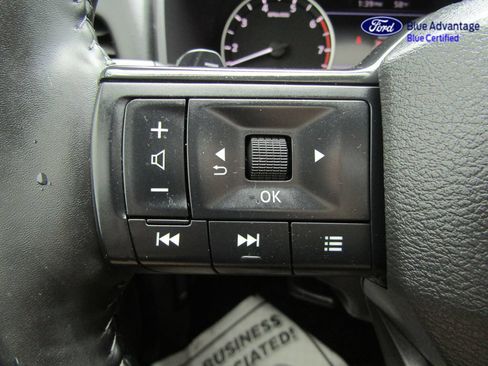 Used 2025 Nissan Rogue SV w/ SV Premium Package AWD/4WD image 23