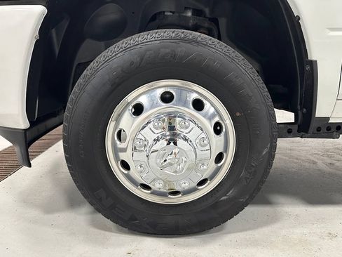 Used 2024 RAM 3500 Laramie AWD/4WD image 64