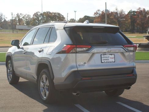 Used 2024 Toyota RAV4 XLE image 14