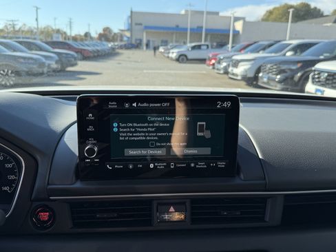 New 2025 Honda Pilot EX-L image 18