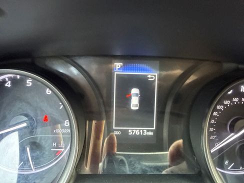 Used 2023 Toyota Camry SE FWD image 11