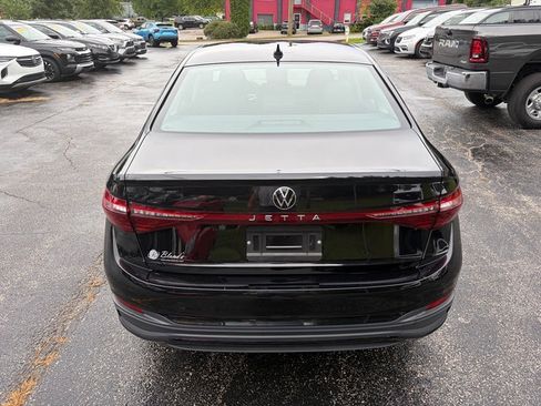 Used 2025 Volkswagen Jetta S FWD image 7