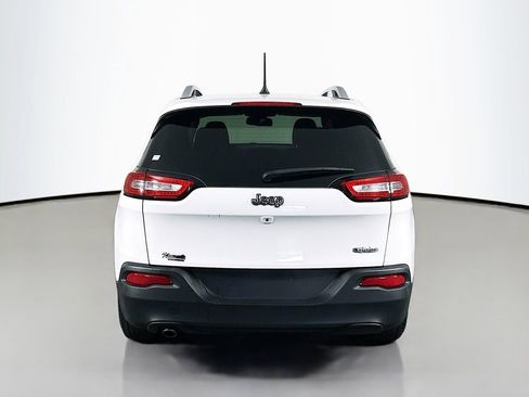 Used 2017 Jeep Cherokee Latitude w/ Comfort & Sound Group image 6