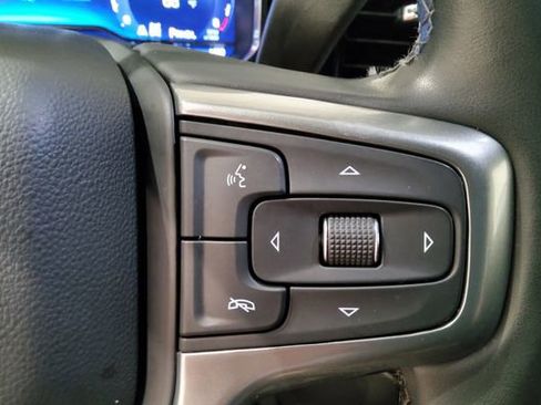 Used 2023 Chevrolet Silverado 1500 LT AWD/4WD image 23