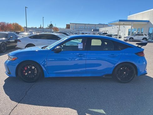 Certified 2025 Honda Civic Type R image 2