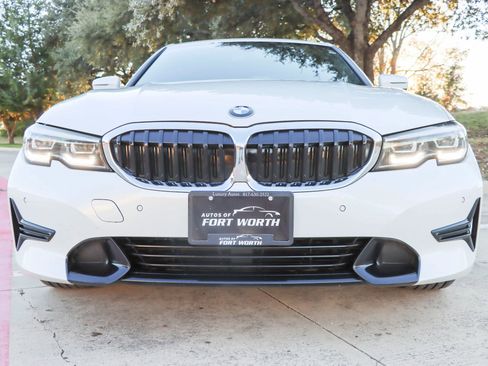 Used 2019 BMW 330i Sedan w/ Convenience Package image 2