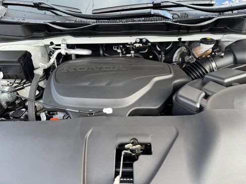 New 2026 Honda Odyssey Touring image 8