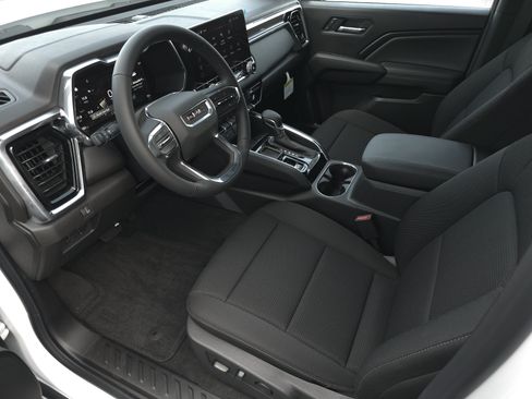 New 2026 GMC Canyon Elevation w/ Convenience Package RWD image 9